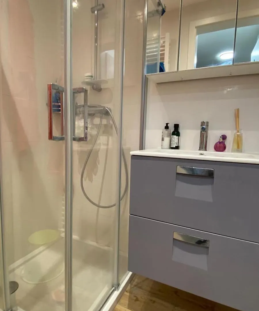 Modern Apartment With Free Parking 500M Away Λουξεμβούργο